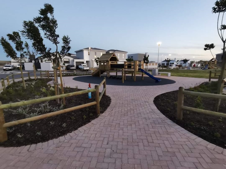 4 Bedroom Property for Sale in Sandown Western Cape